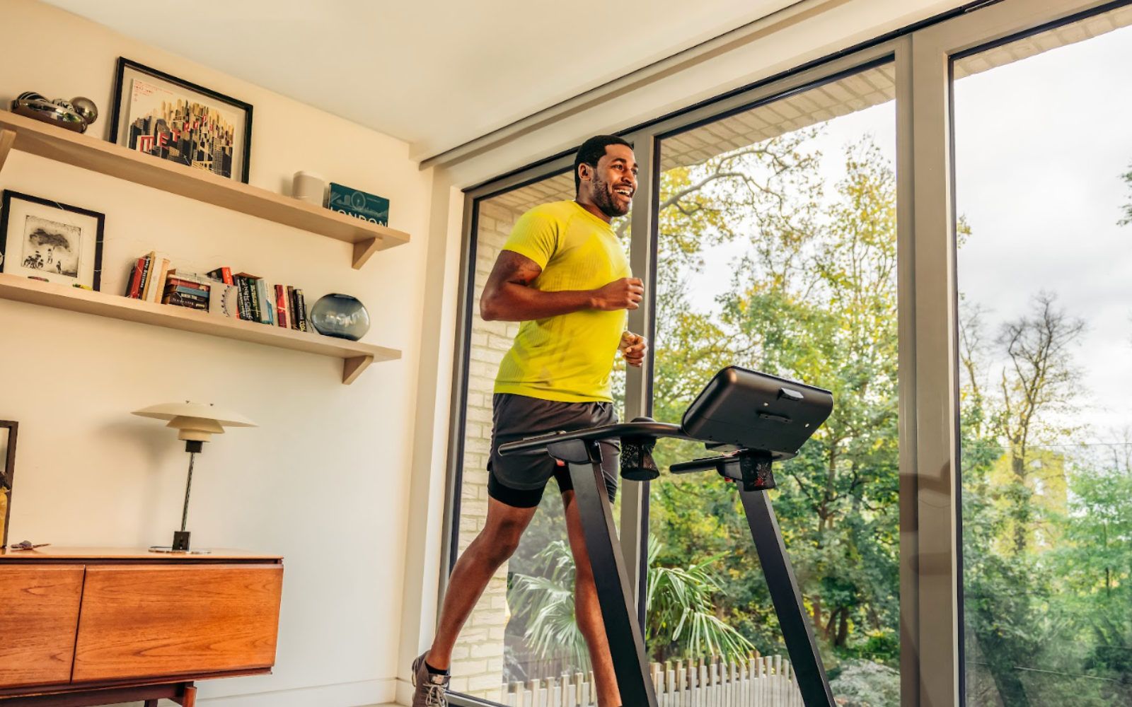 Top Training Tips For Runners: A Q&A with Echelon Coach, Rowan Foggitt